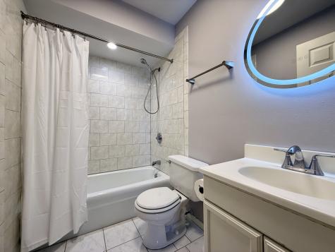828 East Old Willow Road Prospect Heights IL 60070