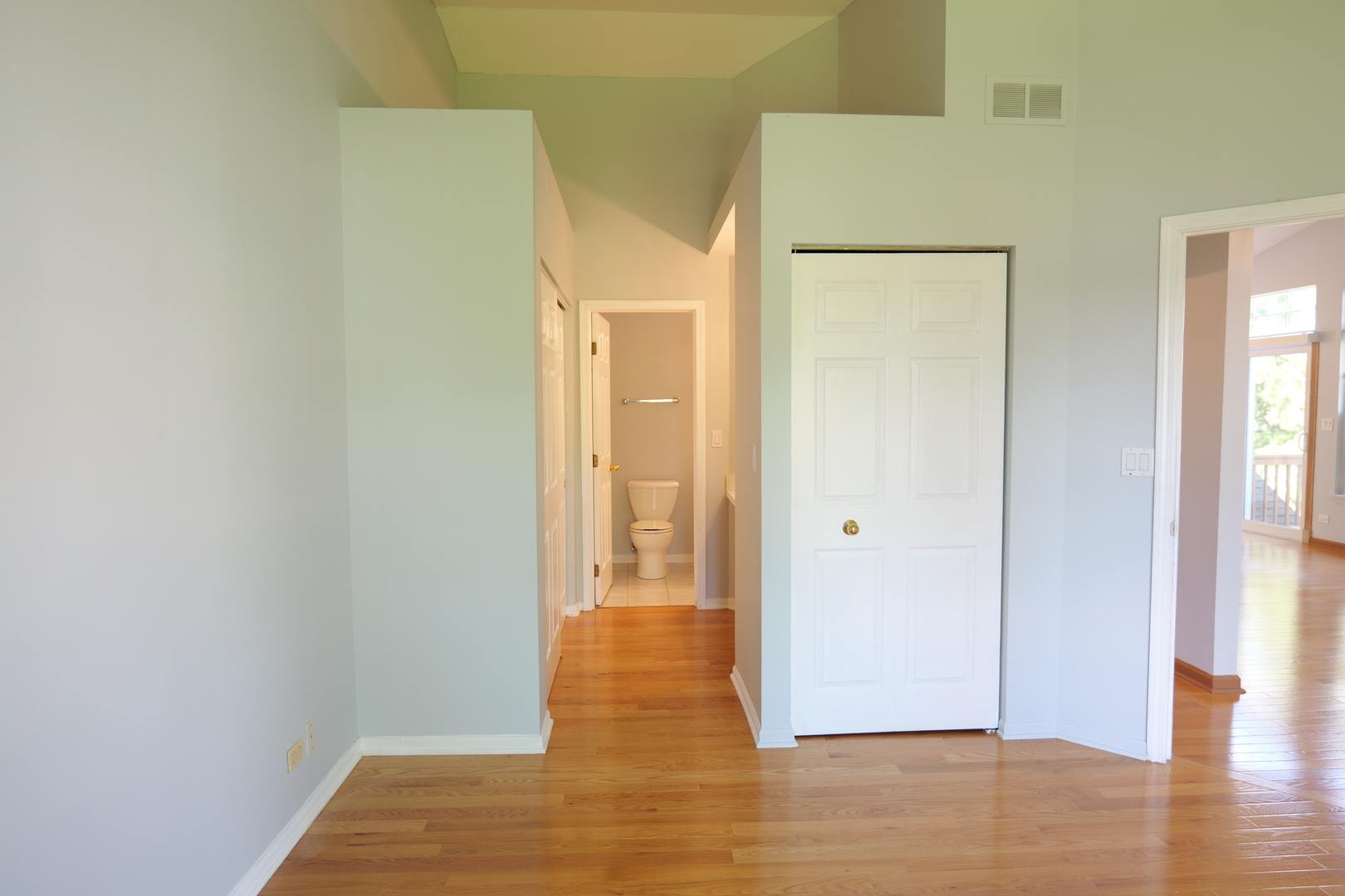 122 Kennebunk Court Glendale Heights IL 60139