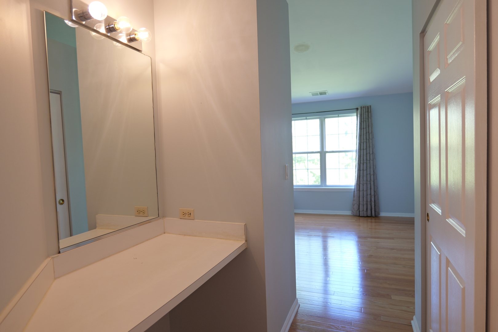 122 Kennebunk Court Glendale Heights IL 60139