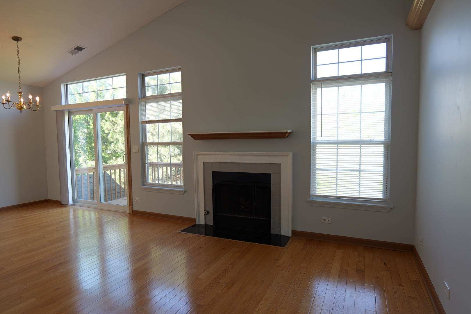 122 Kennebunk Court Glendale Heights IL 60139