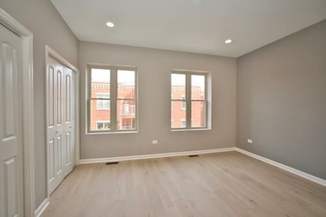 350 East Eastgate Place Chicago IL 60616