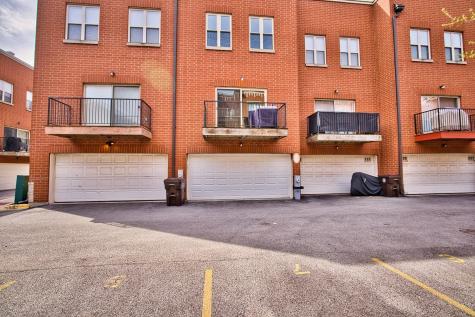 350 East Eastgate Place Chicago IL 60616