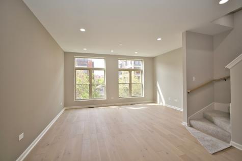 350 East Eastgate Place Chicago IL 60616