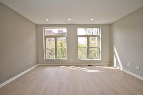 350 East Eastgate Place Chicago IL 60616