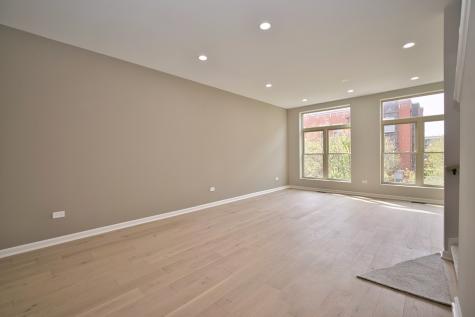 350 East Eastgate Place Chicago IL 60616