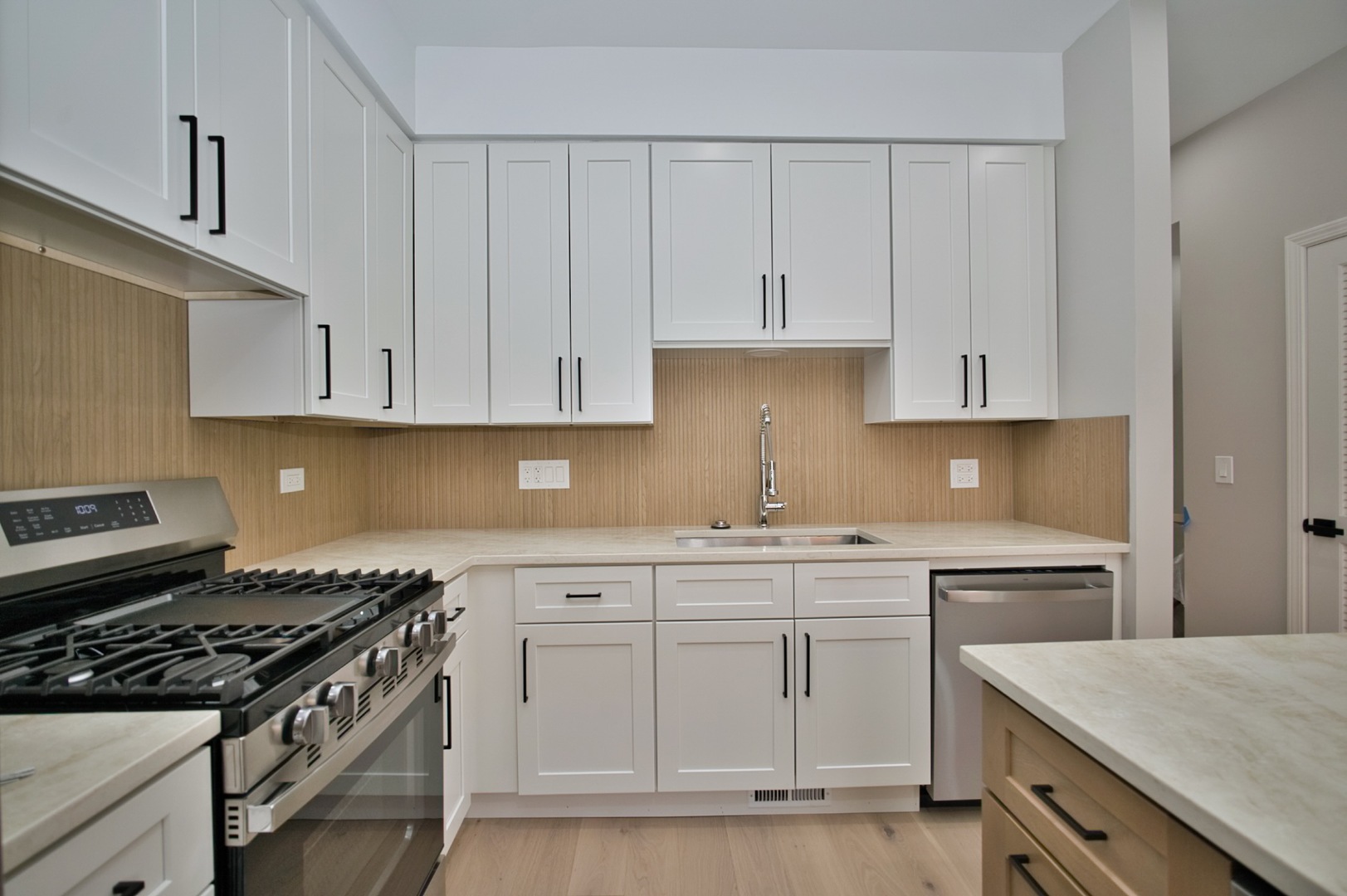 350 East Eastgate Place Chicago IL 60616