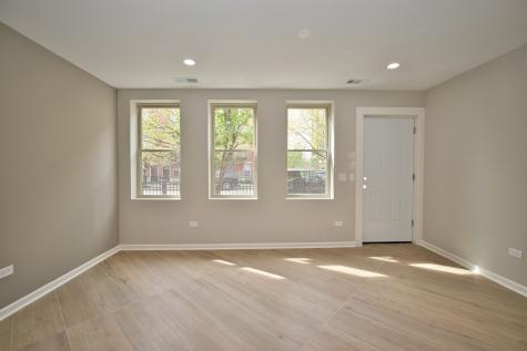 350 East Eastgate Place Chicago IL 60616