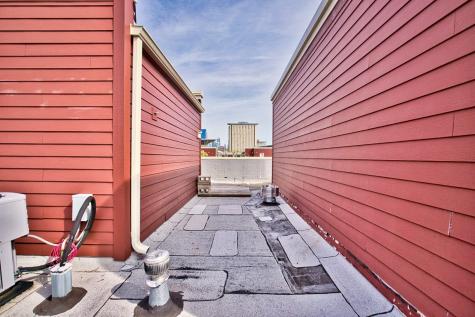 350 East Eastgate Place Chicago IL 60616
