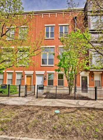 350 East Eastgate Place Chicago IL 60616