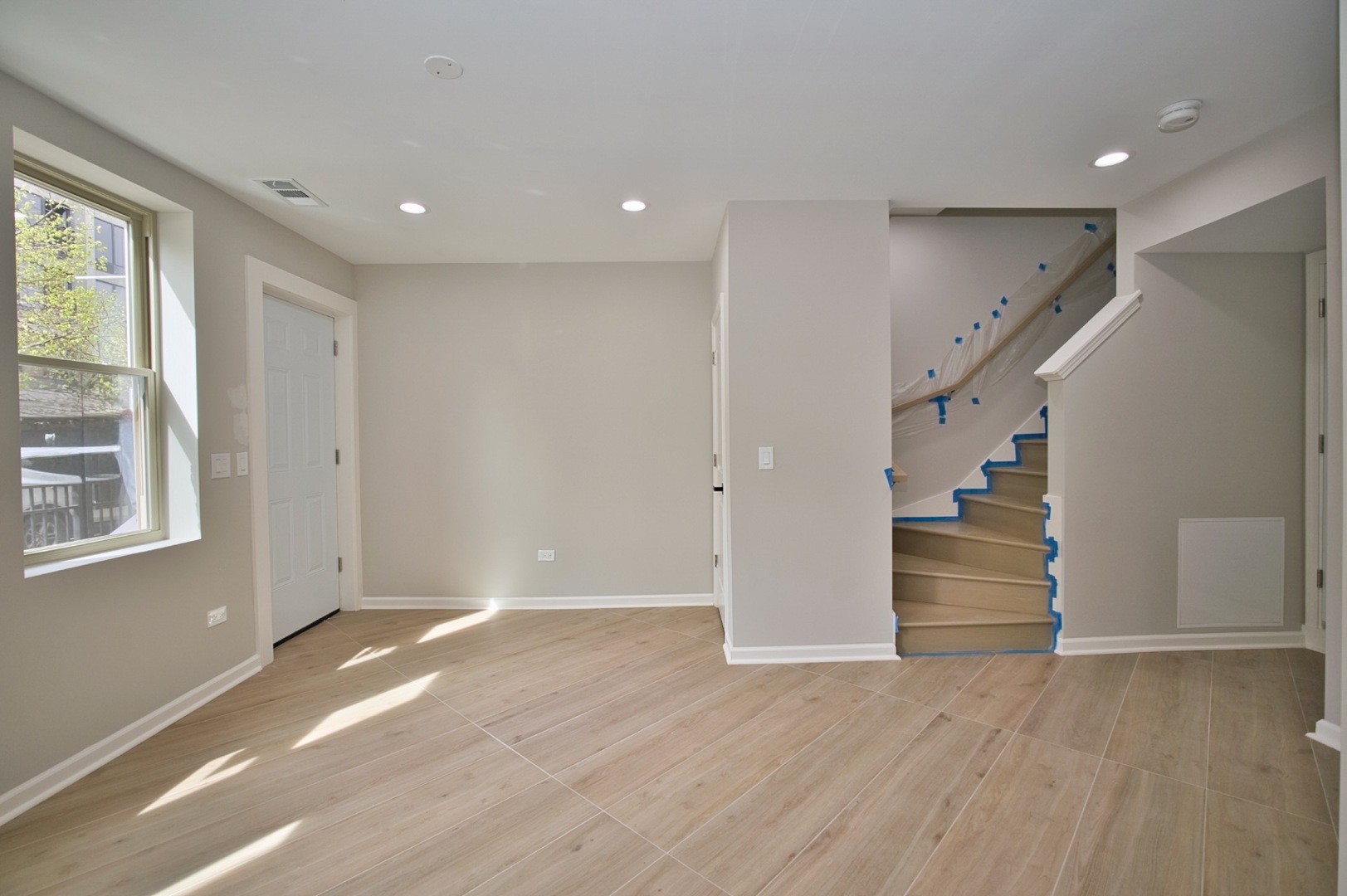 350 East Eastgate Place Chicago IL 60616