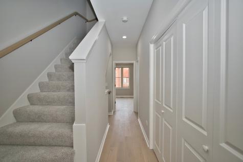 350 East Eastgate Place Chicago IL 60616