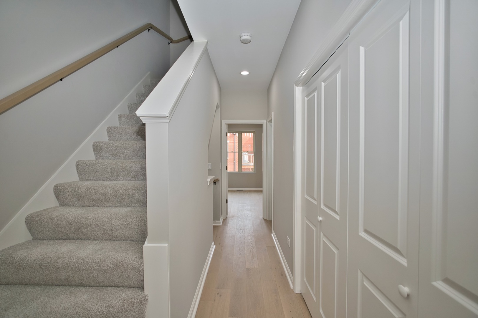 350 East Eastgate Place Chicago IL 60616