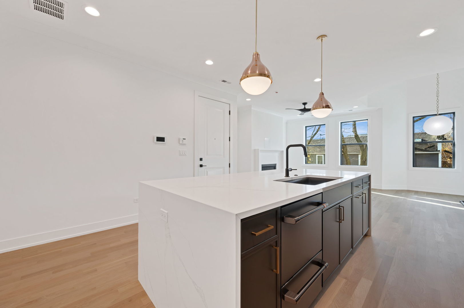 1404 West George Street Chicago IL 60657