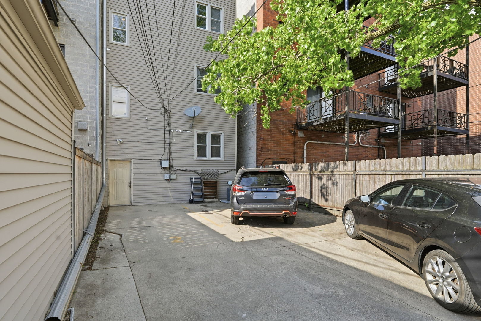 1929 West Irving Park Road Chicago IL 60613