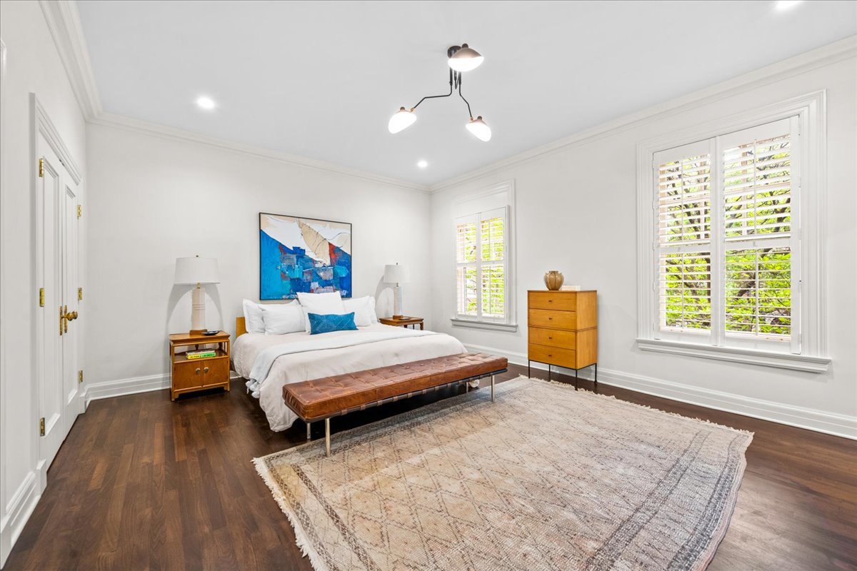 1201 North Astor Street Chicago IL 60610