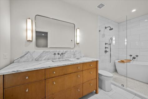 1201 North Astor Street Chicago IL 60610