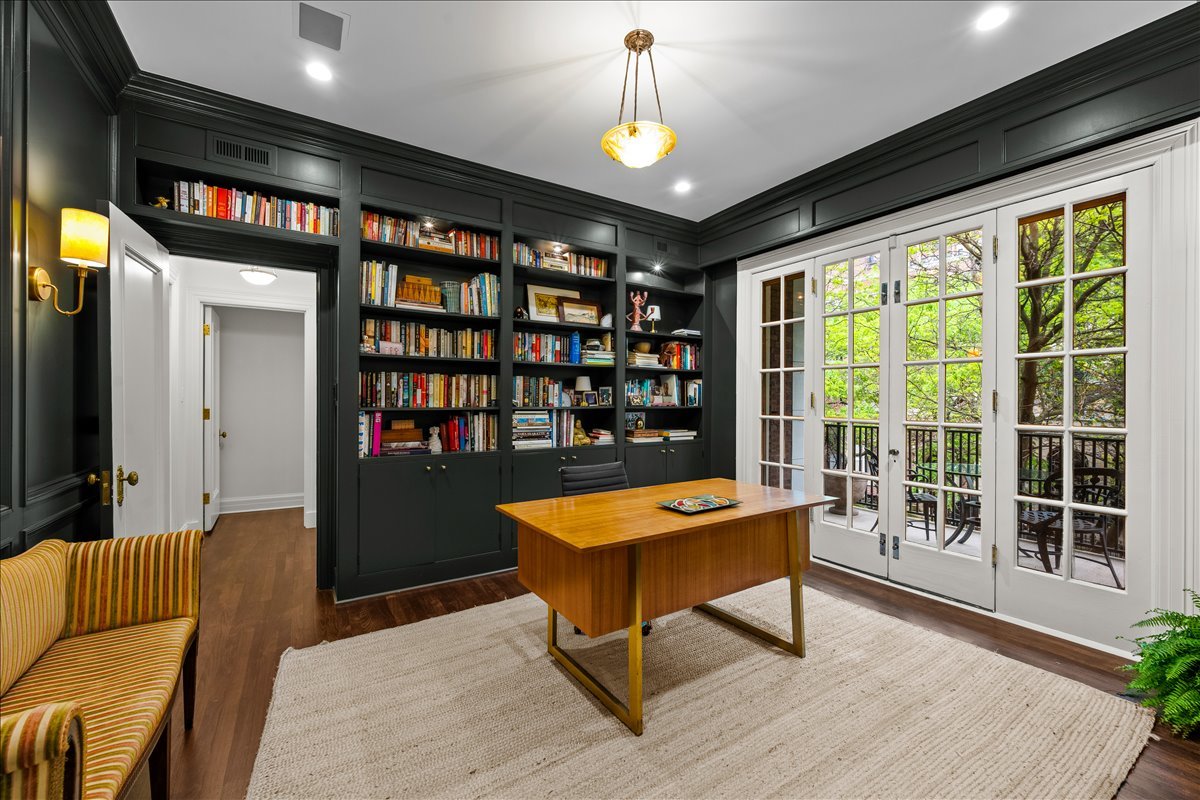 1201 North Astor Street Chicago IL 60610