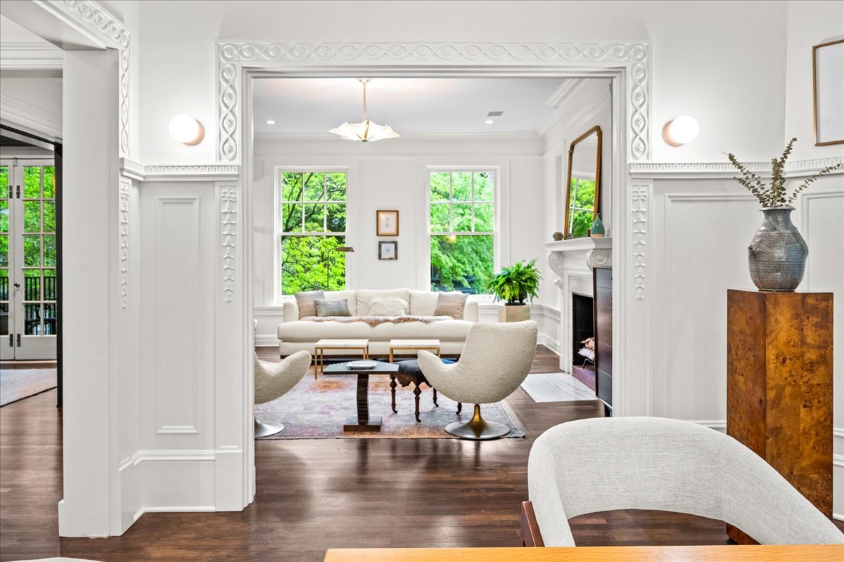 1201 North Astor Street Chicago IL 60610