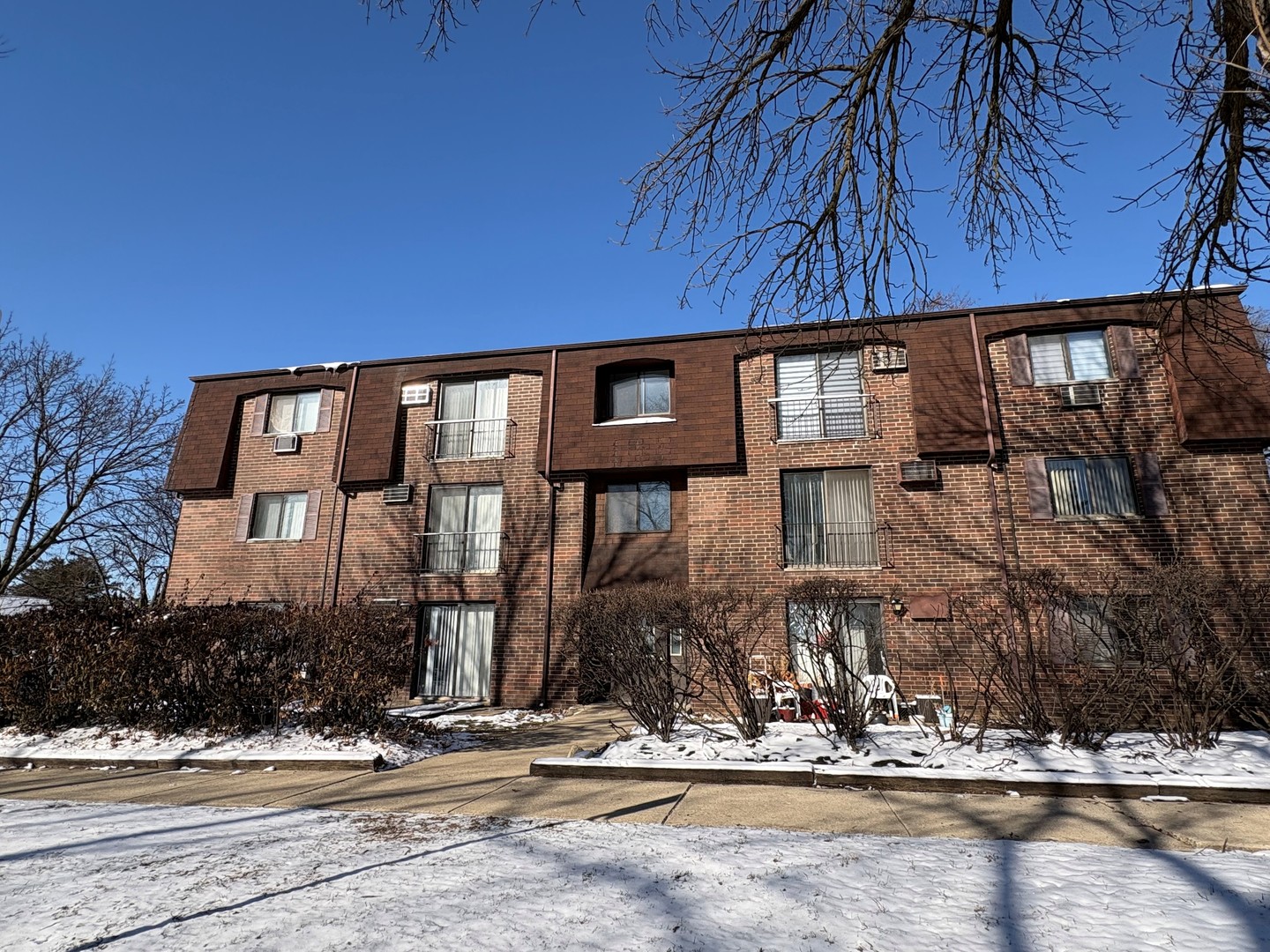 206 West Division Street Villa Park IL 60181