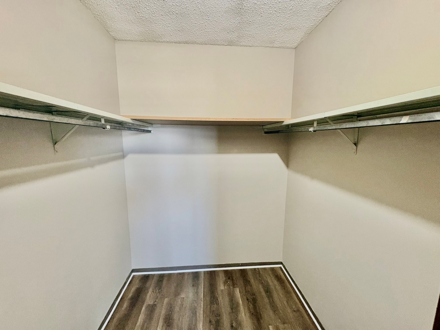 206 West Division Street Villa Park IL 60181