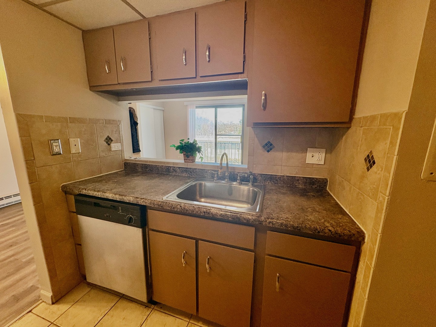 206 West Division Street Villa Park IL 60181