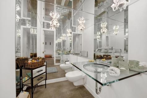 55 West Delaware Place Chicago IL 60610