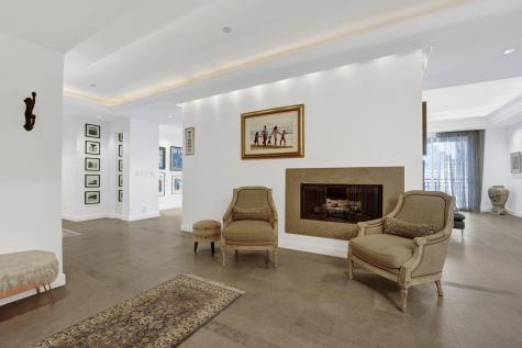 55 West Delaware Place Chicago IL 60610
