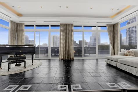 55 West Delaware Place Chicago IL 60610
