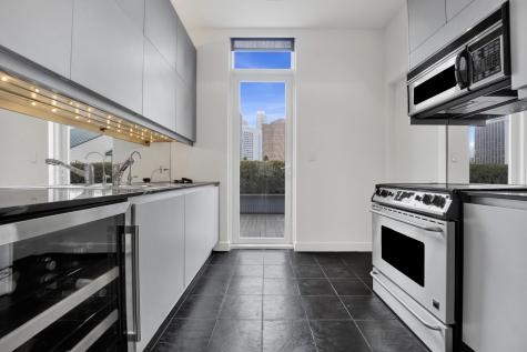 55 West Delaware Place Chicago IL 60610
