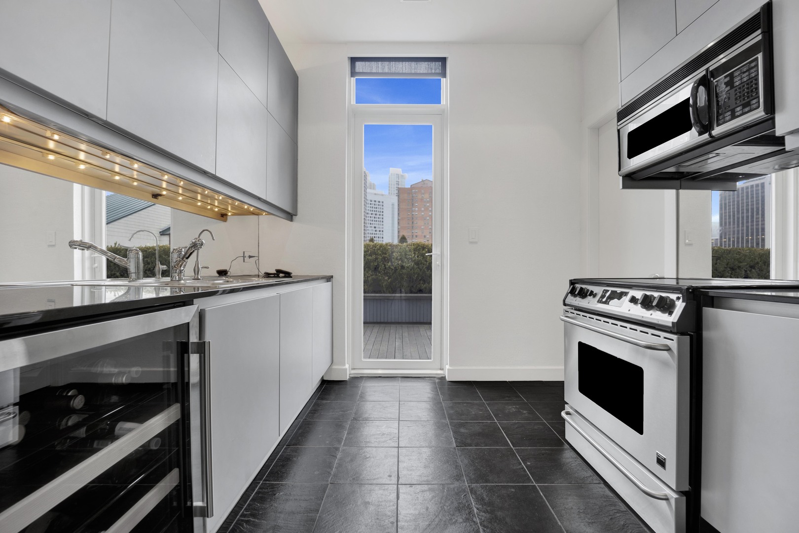55 West Delaware Place Chicago IL 60610