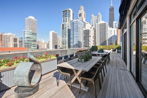 55 West Delaware Place Chicago IL 60610