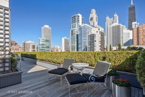 55 West Delaware Place Chicago IL 60610