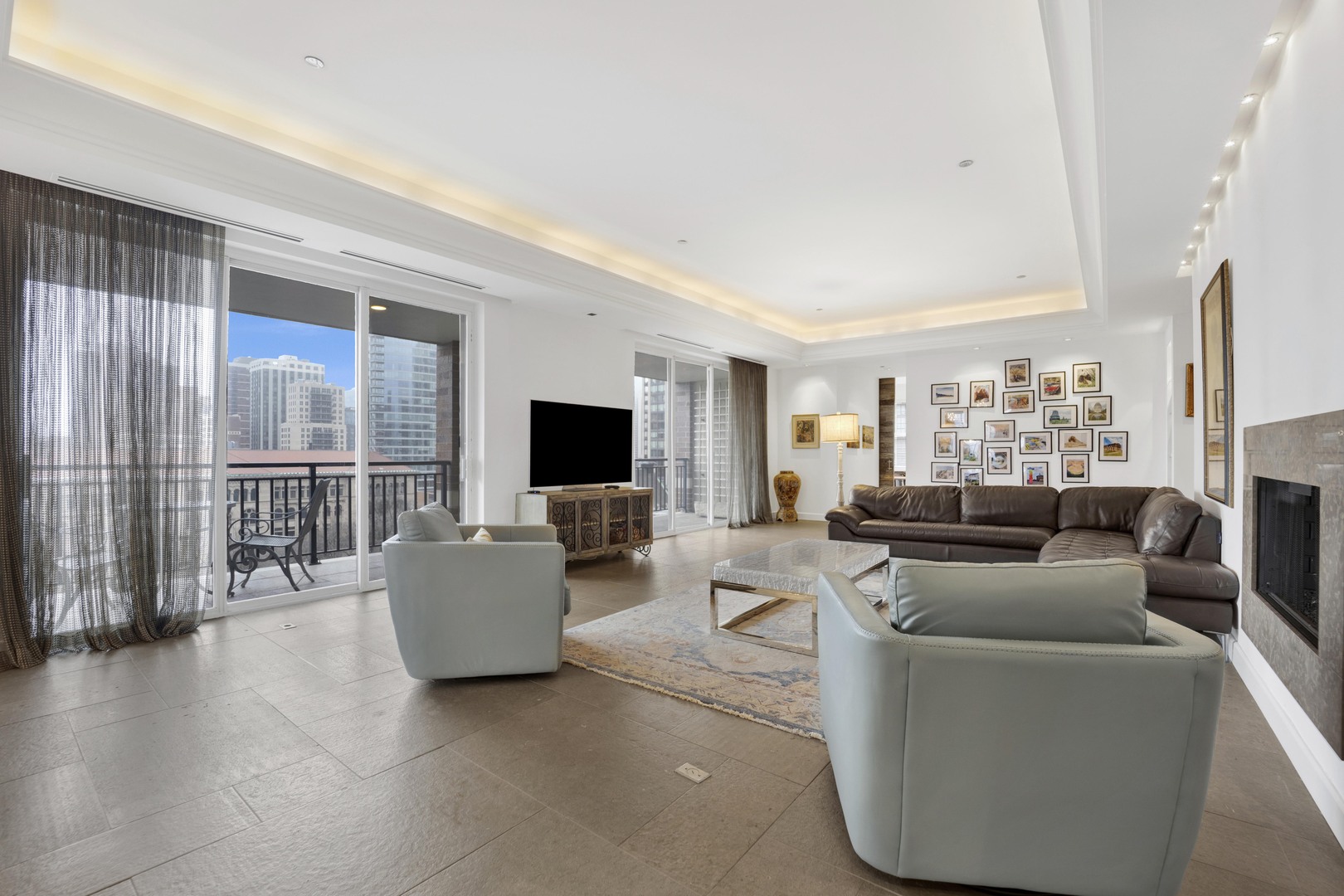 55 West Delaware Place Chicago IL 60610
