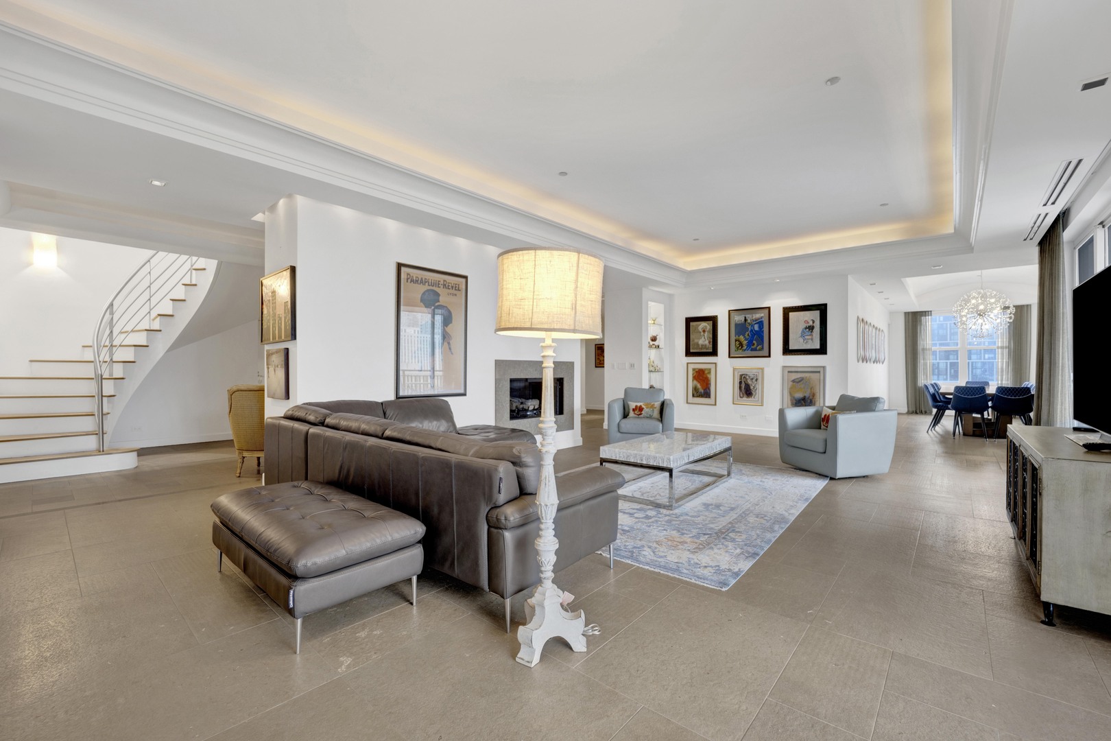 55 West Delaware Place Chicago IL 60610