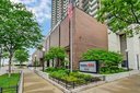 6033 North Sheridan Road Chicago IL 60660