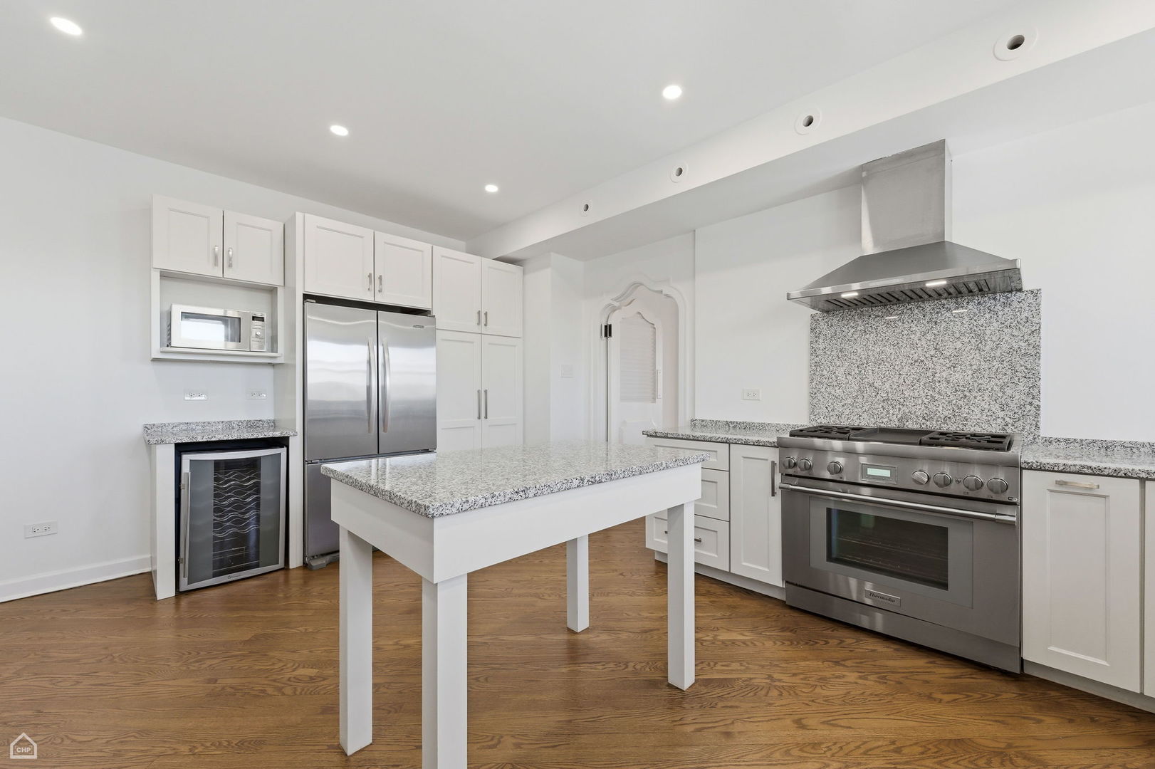 5715 South Kenwood Avenue Chicago IL 60637