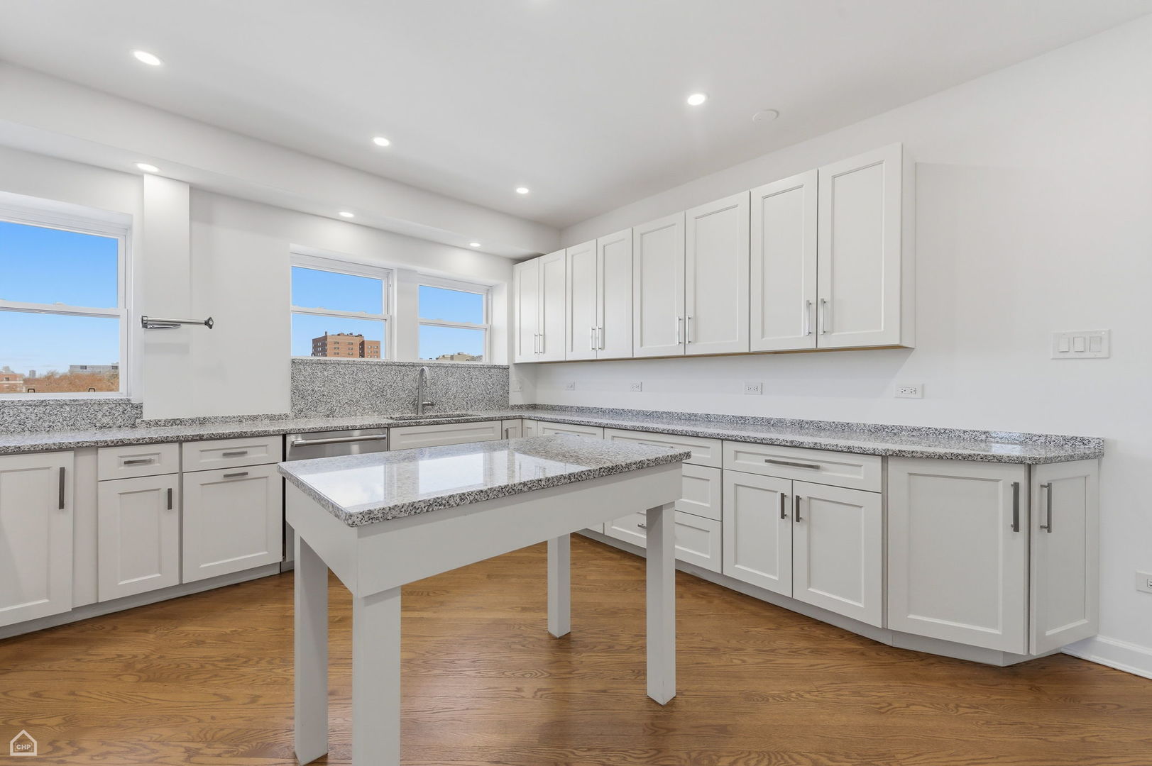 5715 South Kenwood Avenue Chicago IL 60637