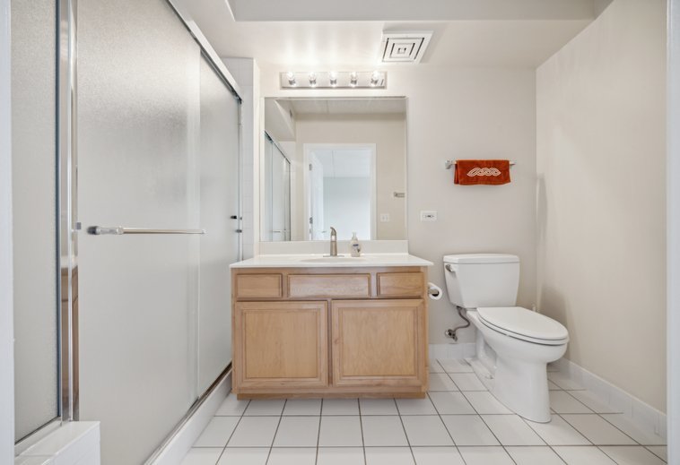 5555 North Cumberland Avenue Chicago IL 60656