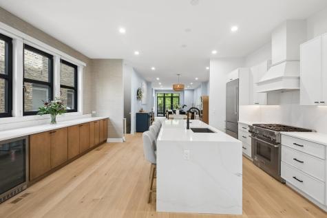 1842 North Whipple Street Chicago IL 60647