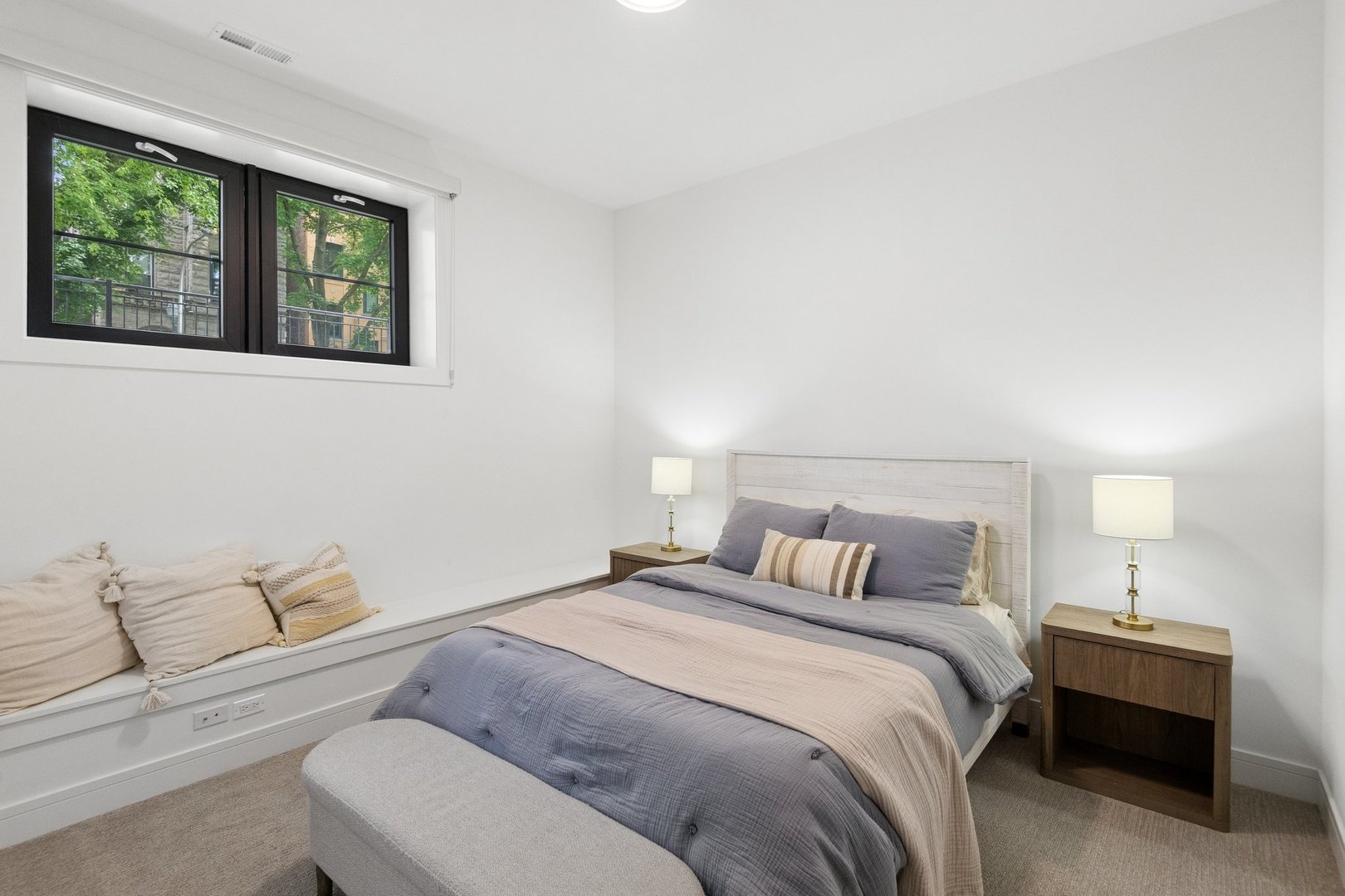 1842 North Whipple Street Chicago IL 60647