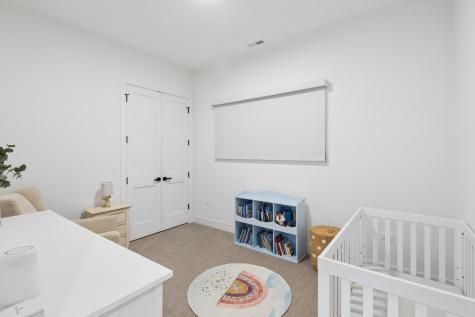 1842 North Whipple Street Chicago IL 60647