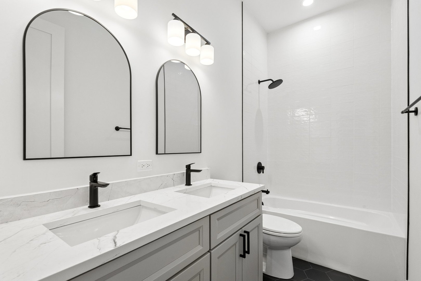 1842 North Whipple Street Chicago IL 60647