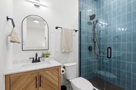 1842 North Whipple Street Chicago IL 60647