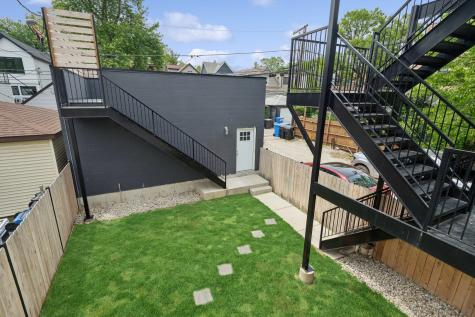 1842 North Whipple Street Chicago IL 60647