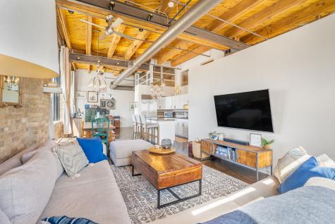1872 North Clybourn Avenue Chicago IL 60614
