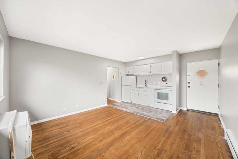 16 North Garfield Street Lombard IL 60148