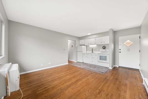 16 North Garfield Street Lombard IL 60148