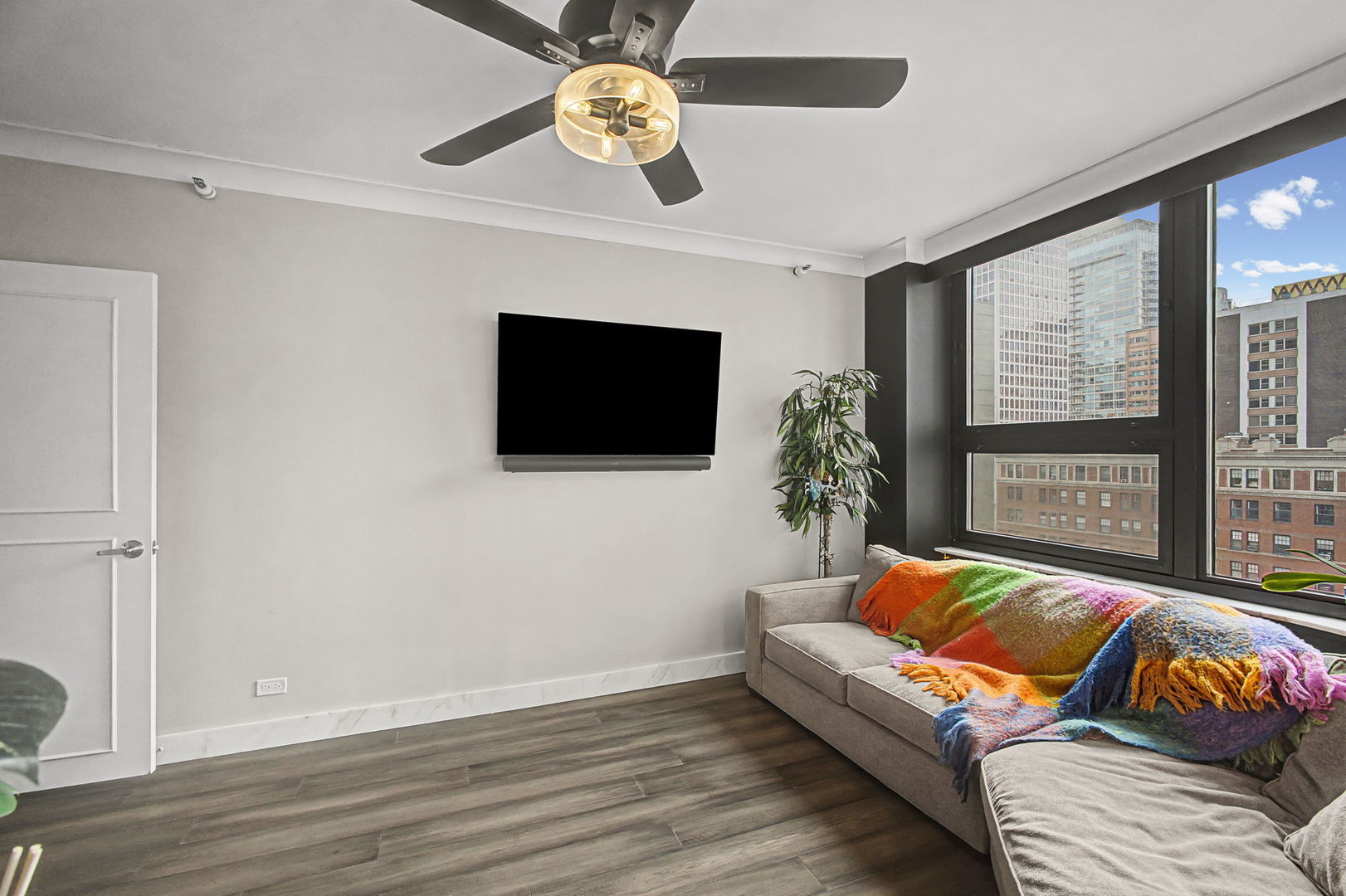 221 East Walton Place Chicago IL 60611