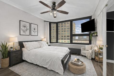 221 East Walton Place Chicago IL 60611