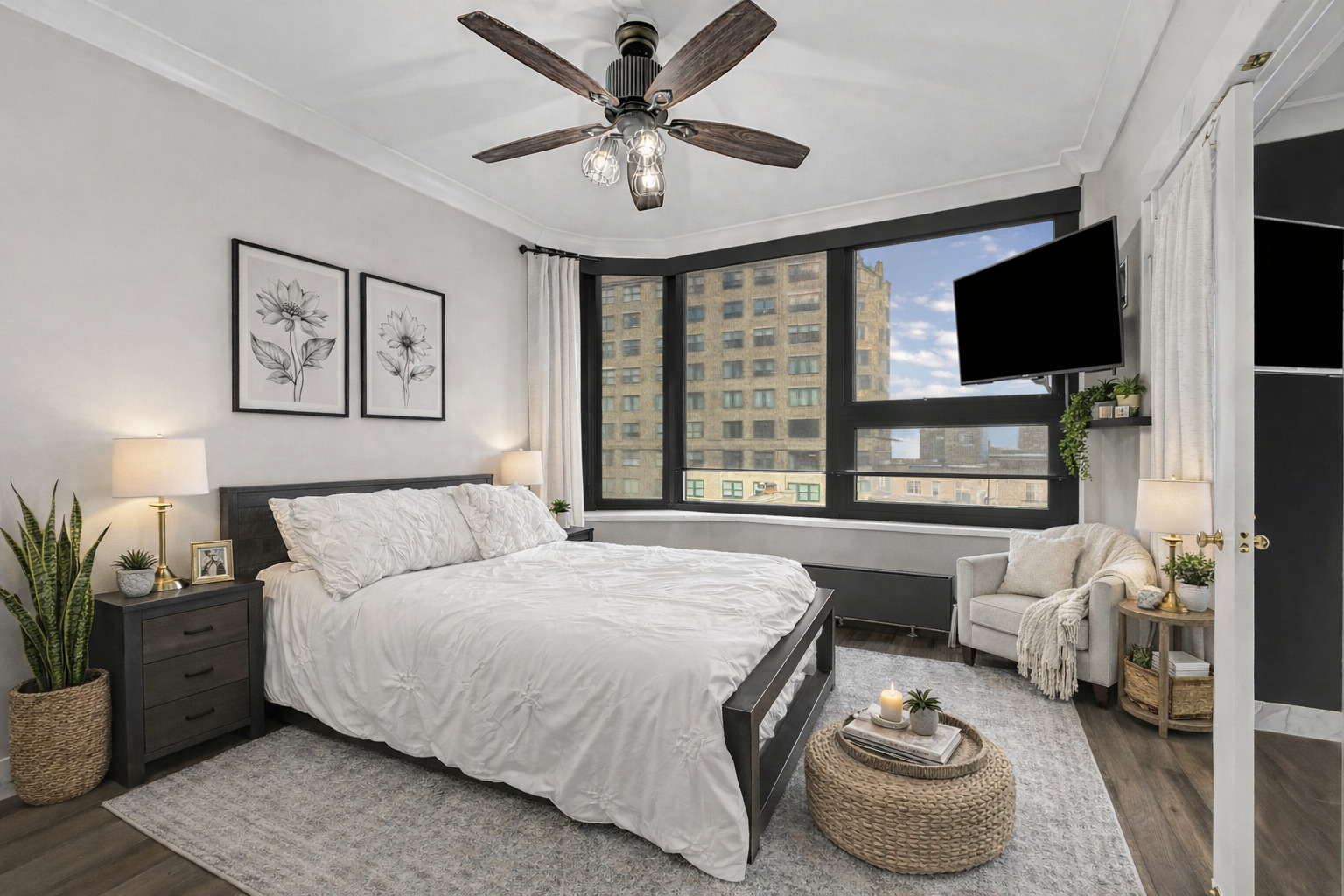 221 East Walton Place Chicago IL 60611